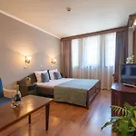 Izvora Hotel 3*