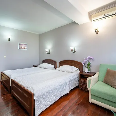 Izvora Hotel 3*