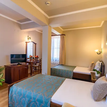 Izvora Hotel